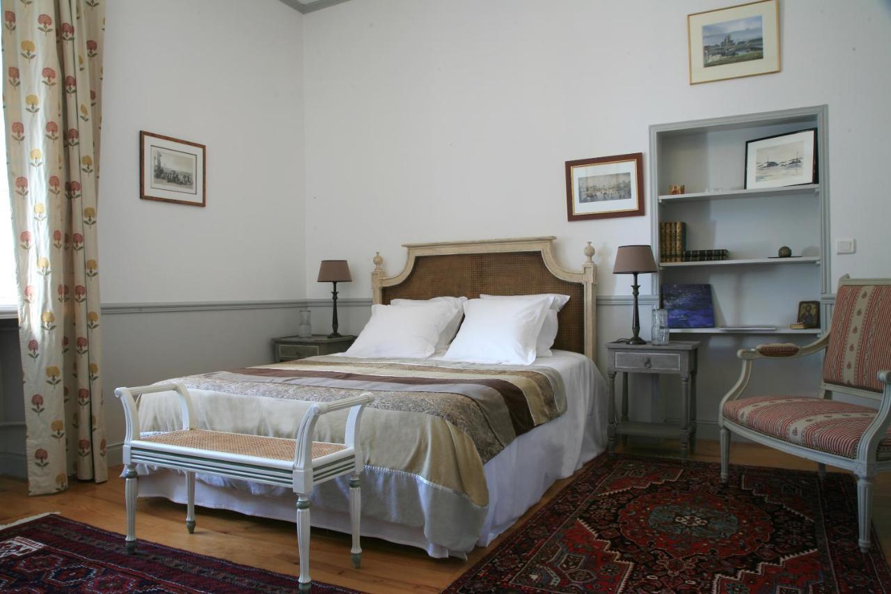 مبيت وإفطار شيربوغ أون كوتننتين Le Manoir De La Fieffe الغرفة الصورة